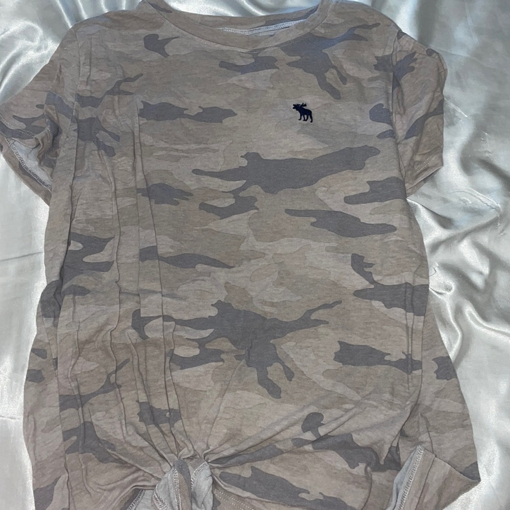 Pink camo shirt with tie in the front